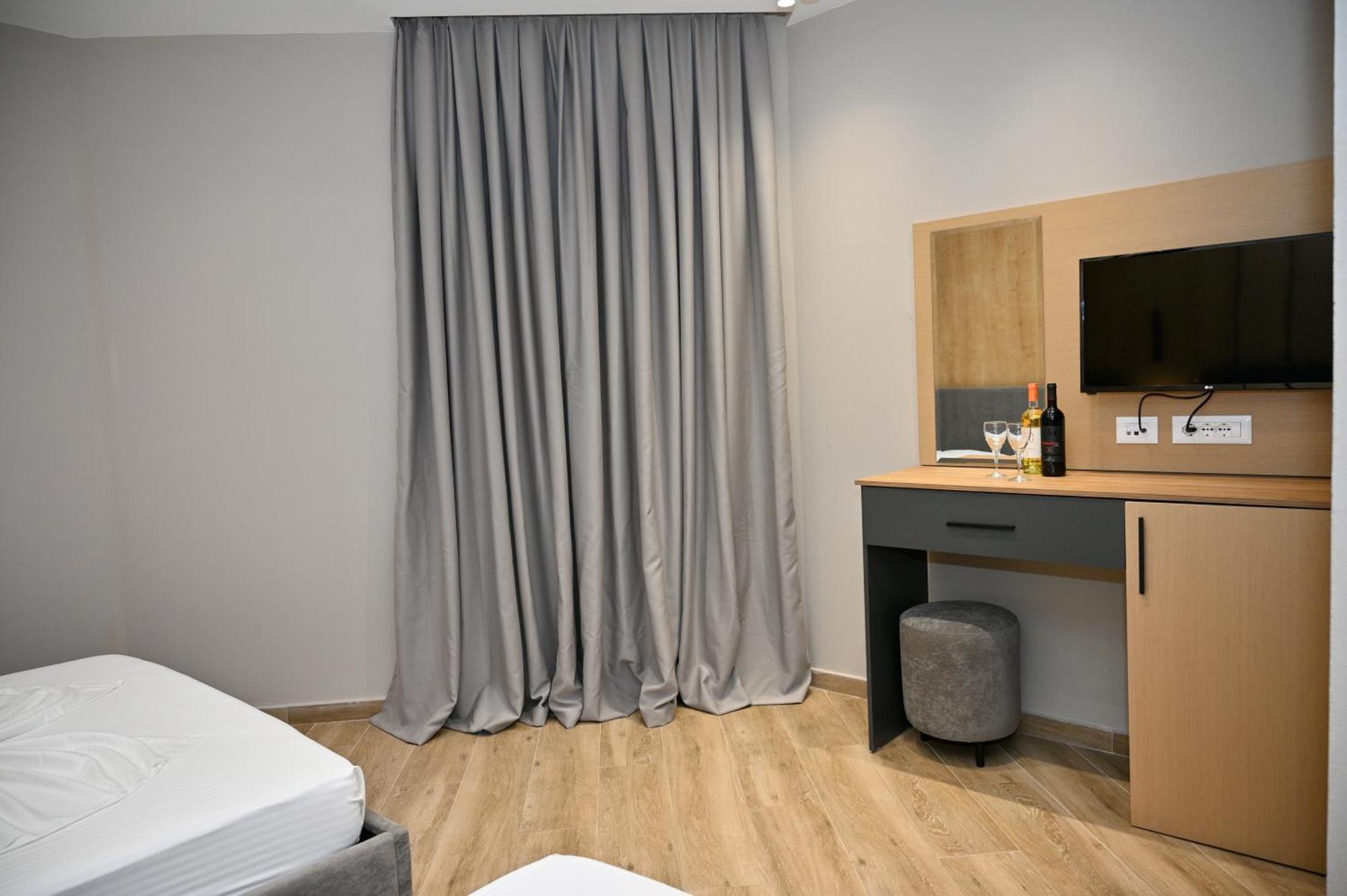 Monduro Hotel Durrës 객실 사진