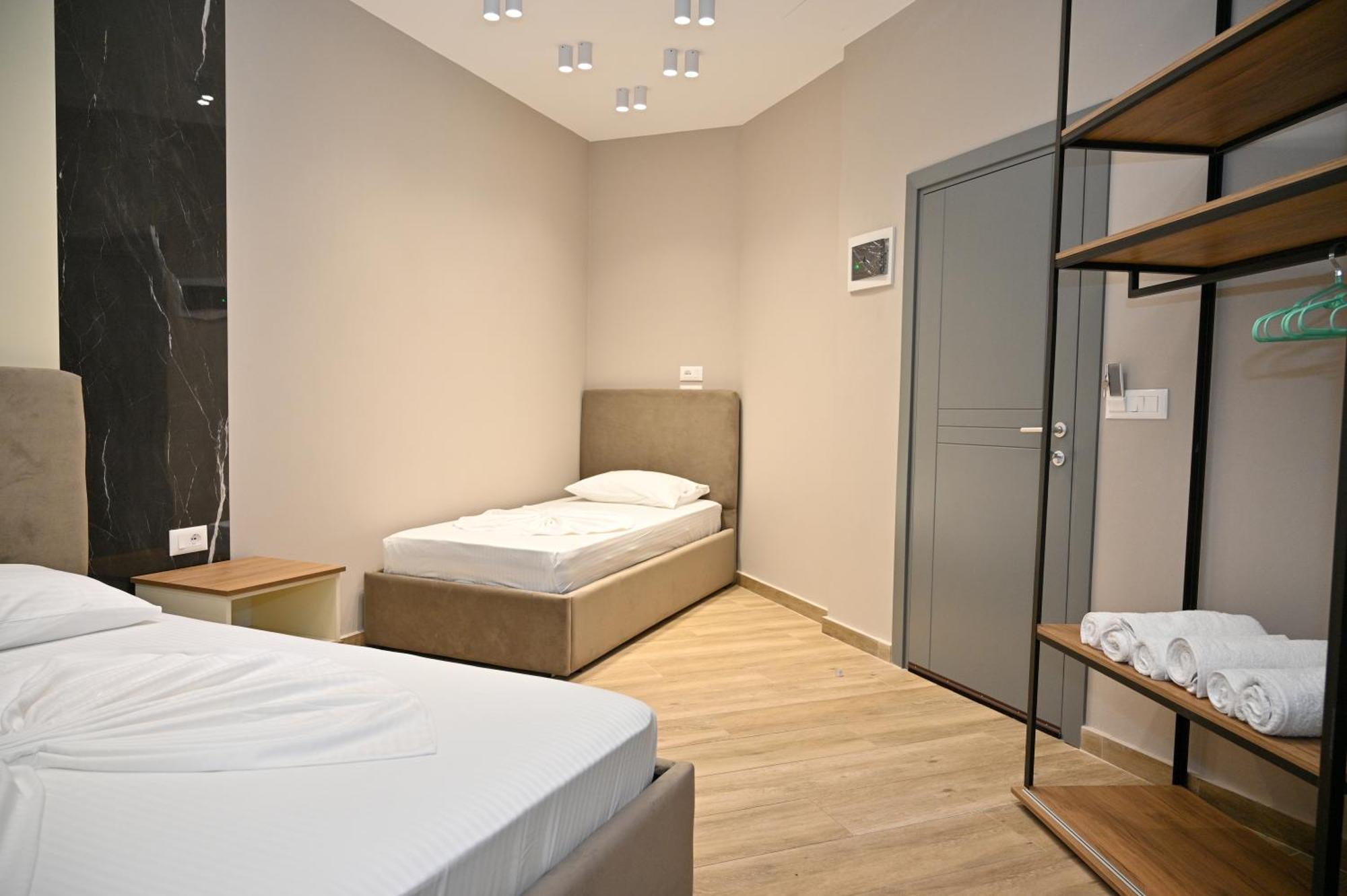 Monduro Hotel Durrës 객실 사진