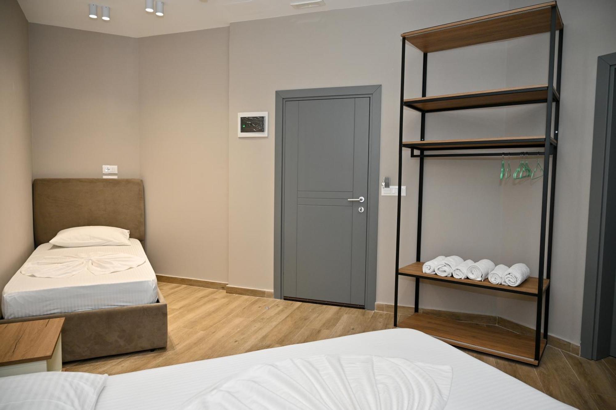 Monduro Hotel Durrës 객실 사진