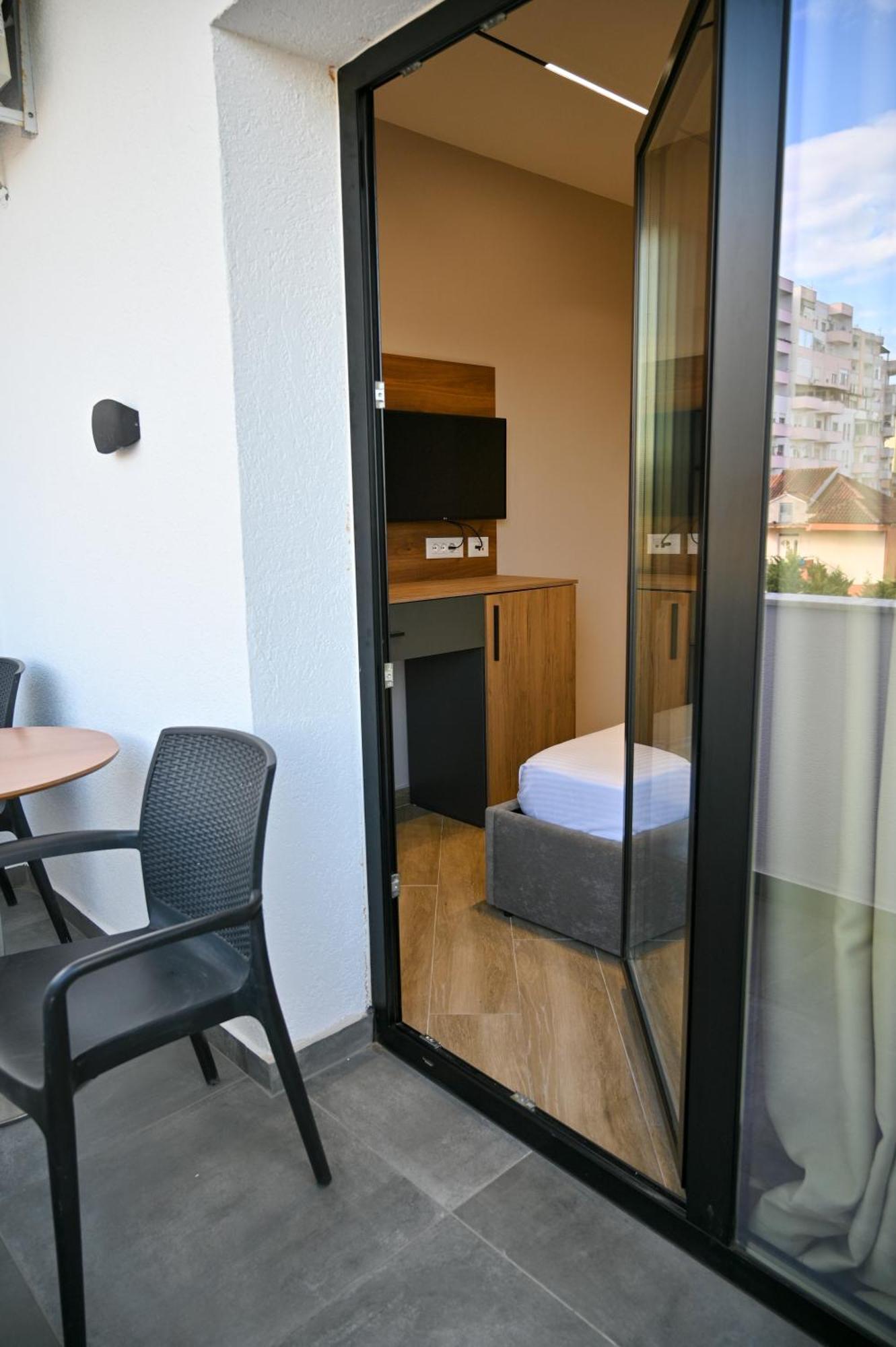 Monduro Hotel Durrës 객실 사진